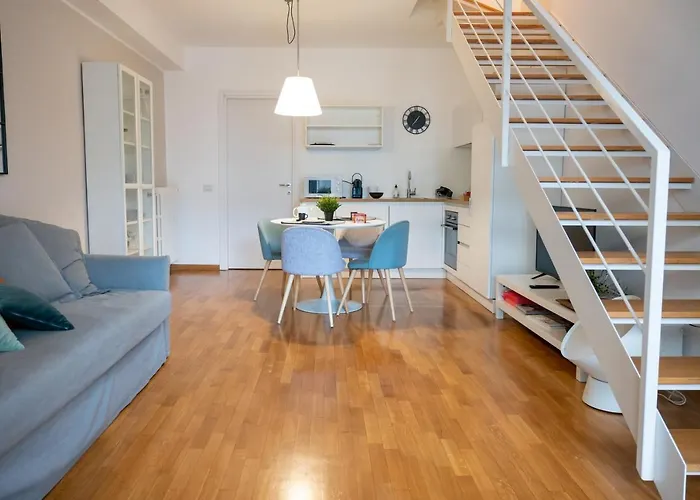 Trilocale Zona Farini/isola Apartmán