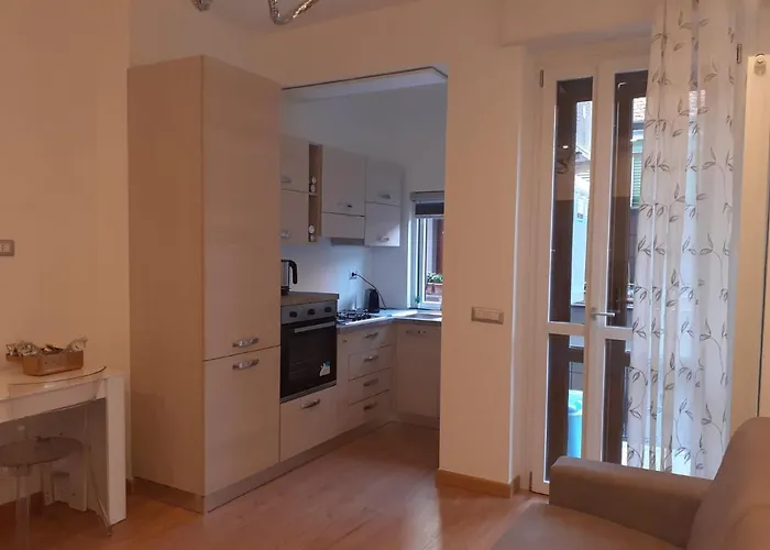 N&ghomesweethome Raffaelloelegante Ideale Affari * Mailand