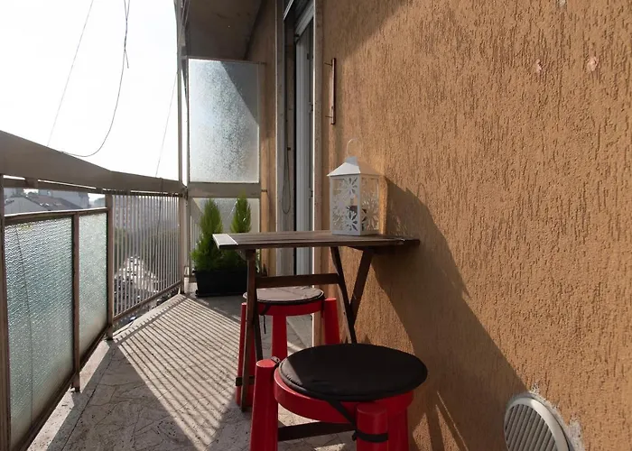 公寓 Youhosty - Buonarroti 15 *