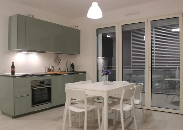 Luxury 3 Bedroom 100 Mq Next To Rho Fiera And San Siro Apartment