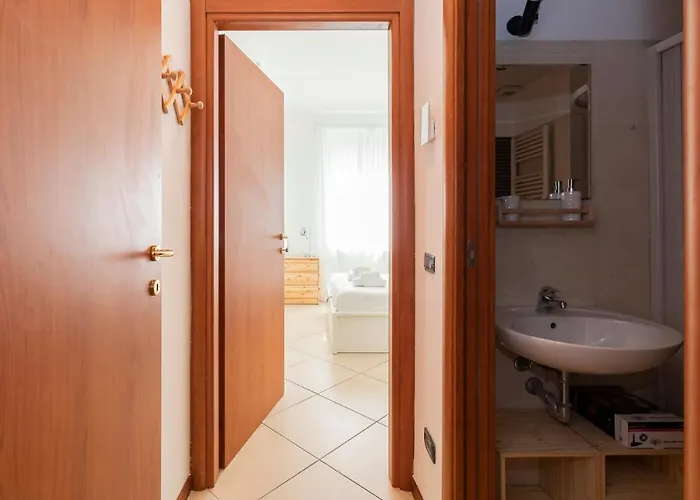 Cozy Flat - Monza 15 *