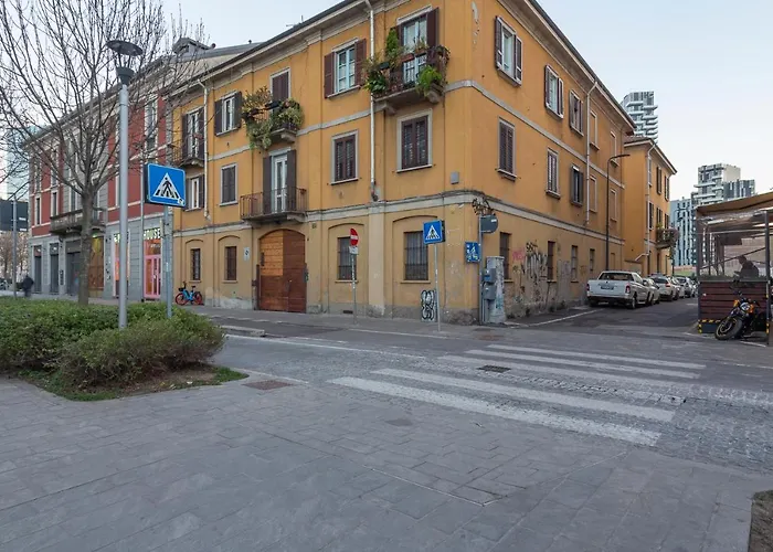 Flat In Isola De Castillia 22 아파트 *