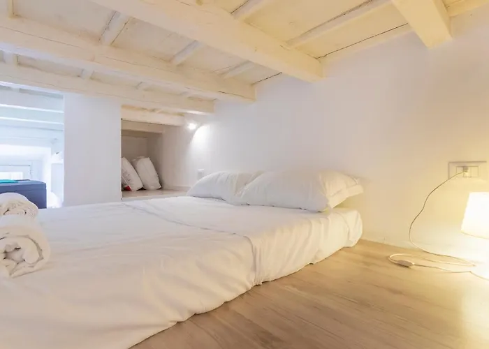 アパート New Flat Crocetta 2 ミラノ