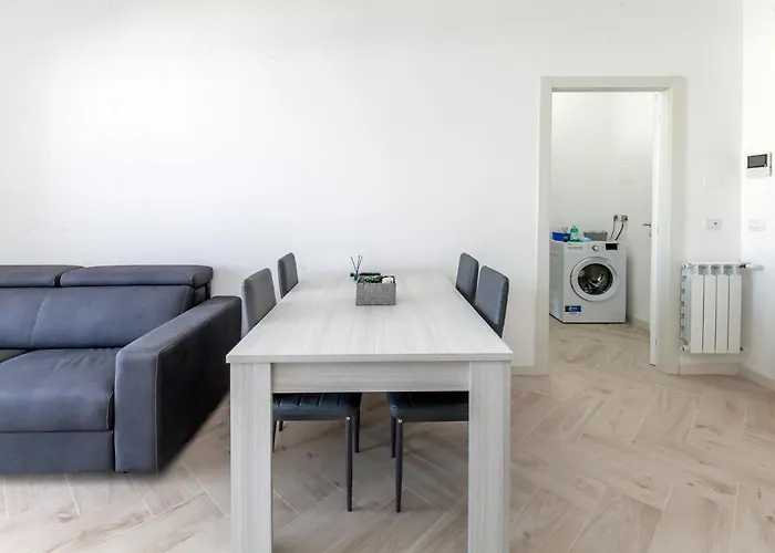 12° Piano Torre Diamante - 67 *