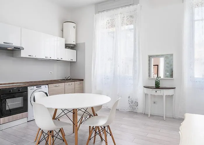 Italianway Easy - Montello Apartment Milan