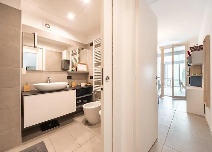 Апартаменты Guesthost - Lovely & Comfy Милан