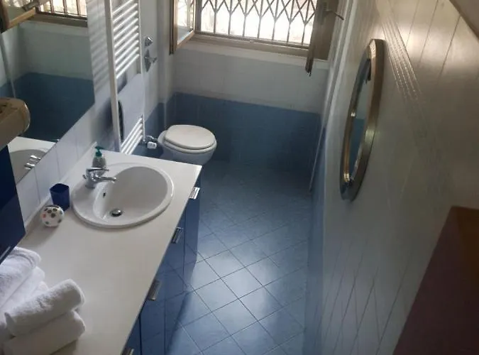 Apartament Maffucci 24 Bilocale Molto Spazioso E Moderno Mediolan