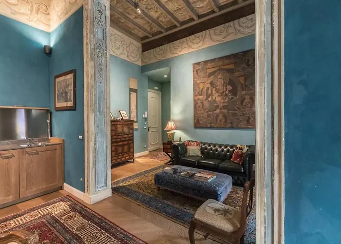 Italianway - Borgonuovo 12