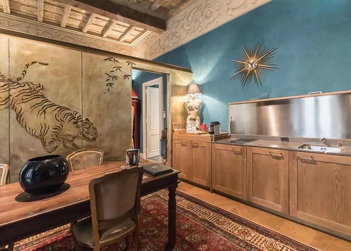 Italianway - Borgonuovo 12 Milão