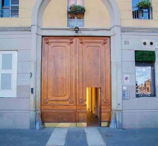 Glamour Liberty Sabotino38