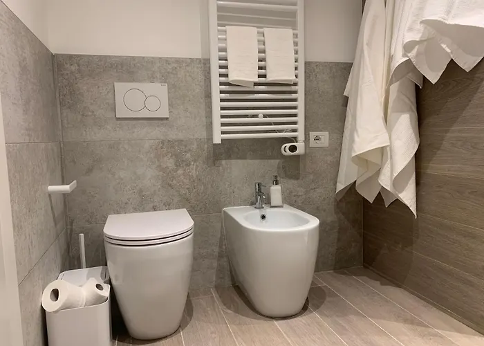 New High Quality In The Center Of *