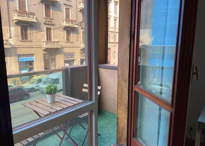 Alojamento de Acomodação e Pequeno-almoço Appartme Seveso 40 *