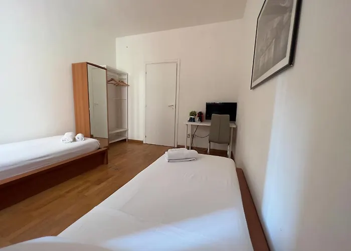 Appartme Seveso 40 Alojamento de Acomodação e Pequeno-almoço Milão