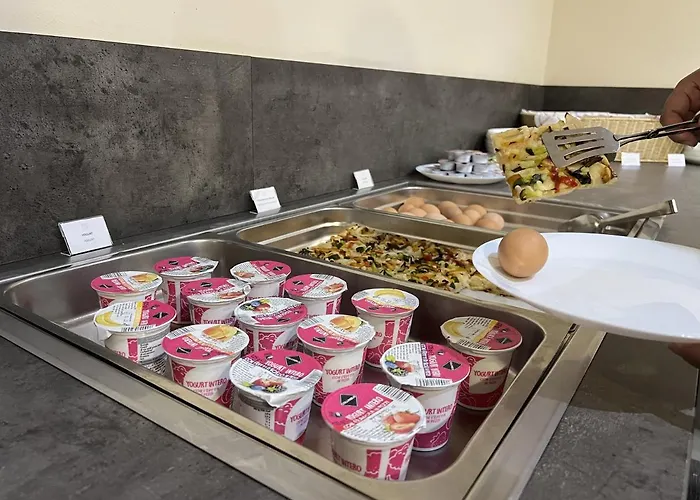 Palmanova Отель Милан