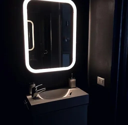 Lägenhet Brera Luxury Cozy Flat!