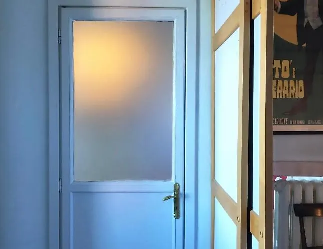 With Terrace And Loft With Garden In Naviglio Pavese