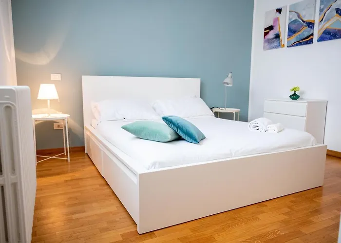 Trilocale Zona Farini/isola