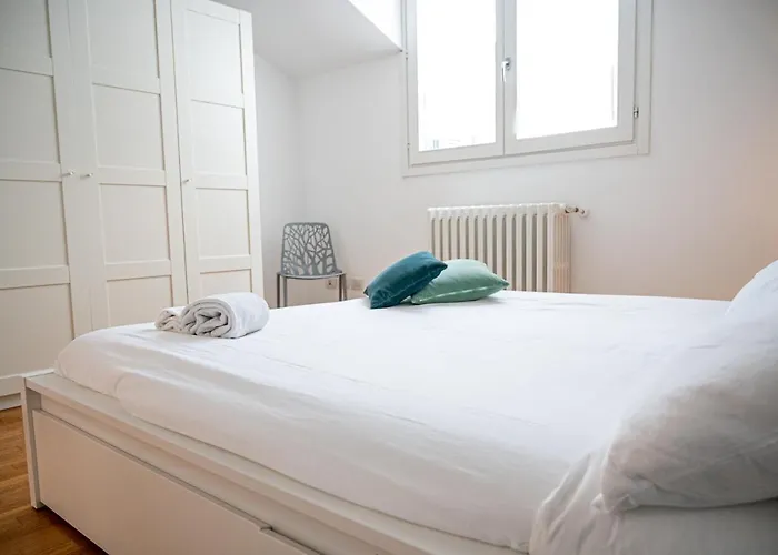 Apartmán Trilocale Zona Farini/isola Milán