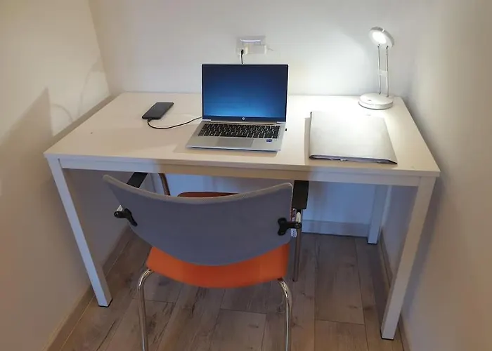 Spacious & Lovely - 4 Queen Bed