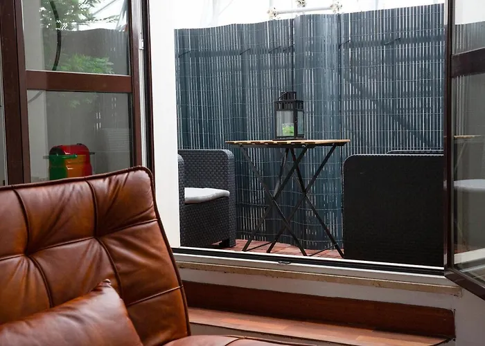 The Attic - Netflix * Milán