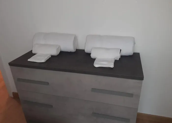 Apartment N&ghomesweethome Raffaelloelegante Ideale Affari