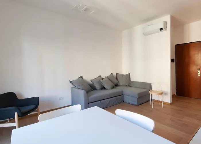 Youhosty - Del Castagno 2 Apartment Mailand