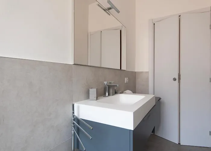 Apartment Youhosty - Del Castagno 2 *