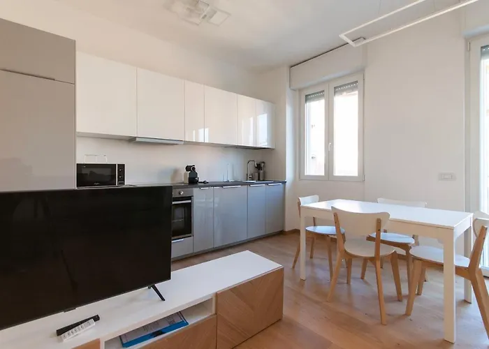 Youhosty - Del Castagno 2