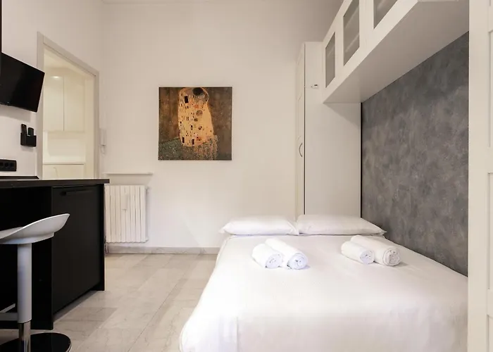 Luna Homes - In Corso Sempione * 米兰