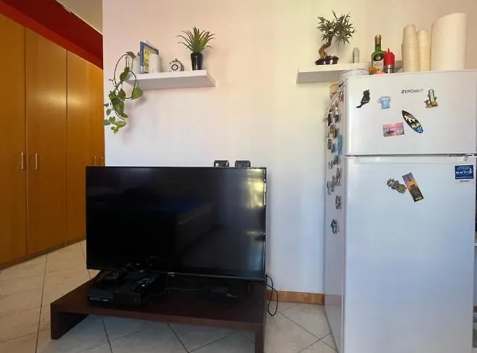 Make Yourself At Dergano - Mm3 Yellow Line * Milano