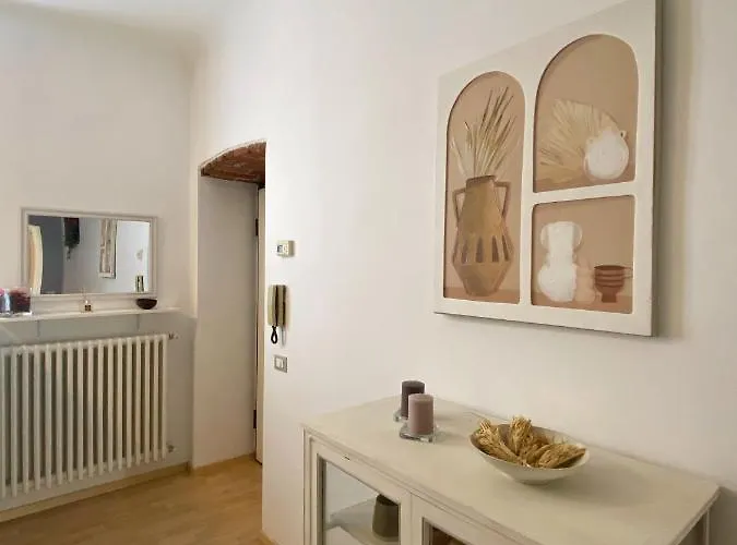 Chic Design Flat In Piero Della Francesca *
