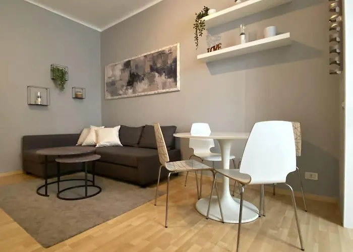 Apartman Chic Design Flat Milan - City Center & Balcony *