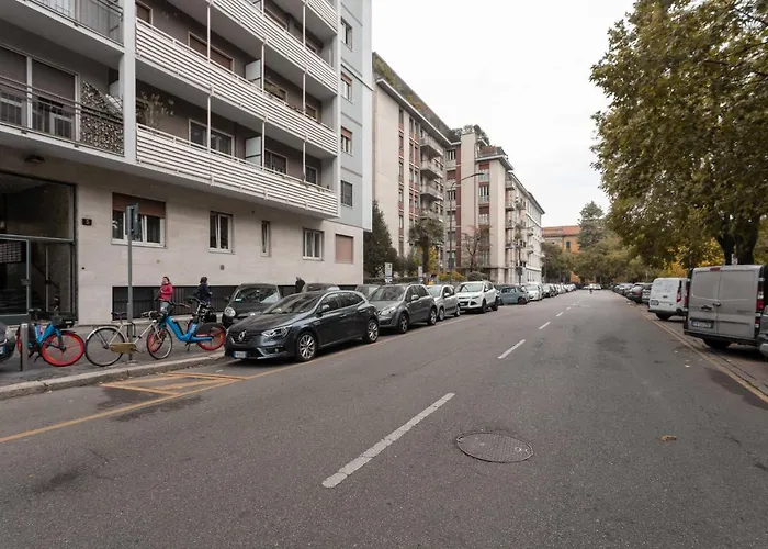 Luna Homes - In Corso Sempione Милан