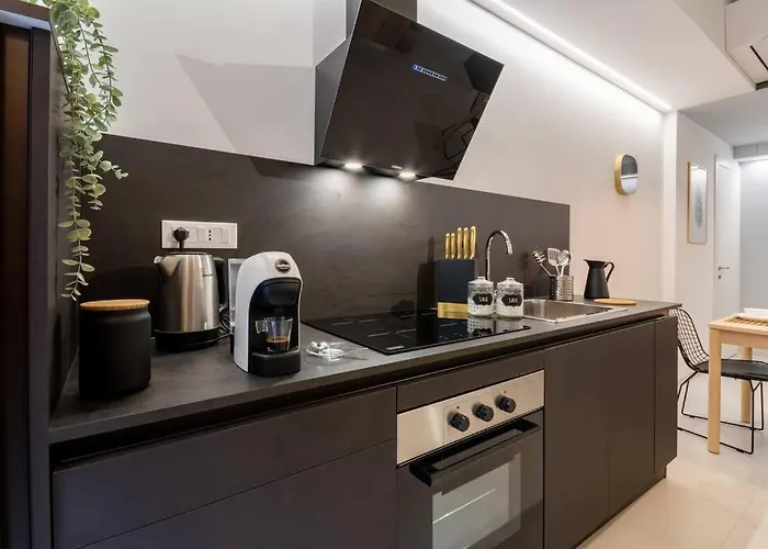 Battle Kitchen Loft Apartment Milan