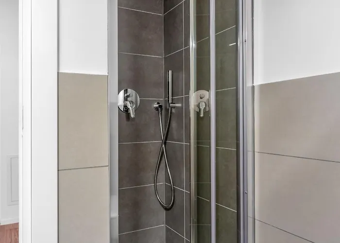 Modern With Terrace & Garage By Ndp Rent