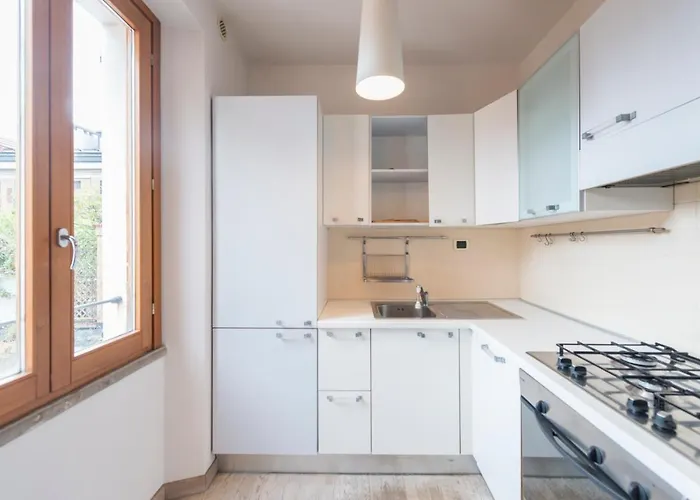 Heart Centre Navigli 3 Levels Апартаменты