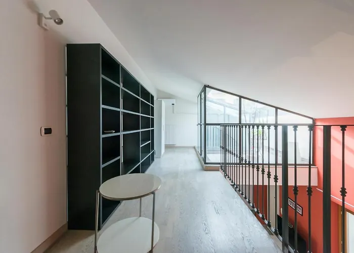 Апартаменты Heart Centre Navigli 3 Levels Милан