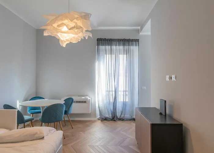 דירה Luxury In Downtown - Curtatone 4