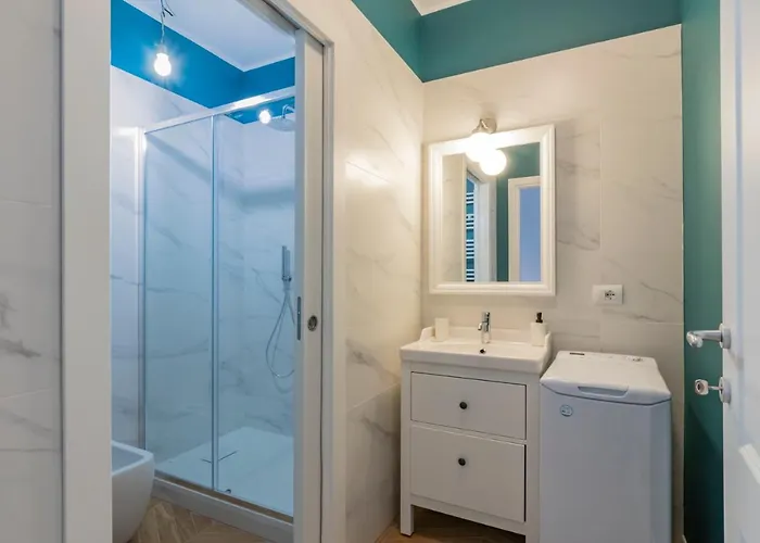 Luxury In Downtown - Curtatone 4