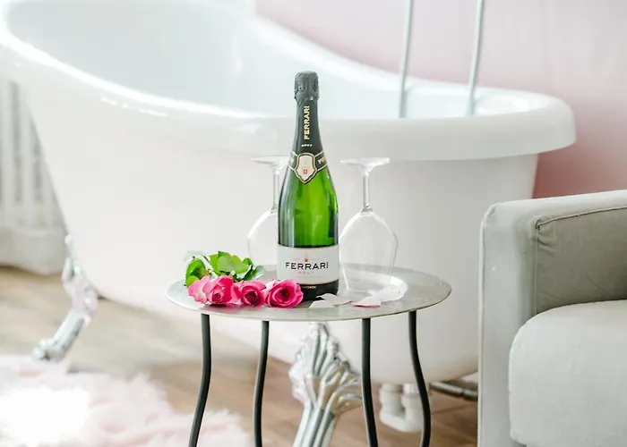 ⁂ Barocco ⁂ Biliardo - Ping Pong - Vasca - Wifi Milan