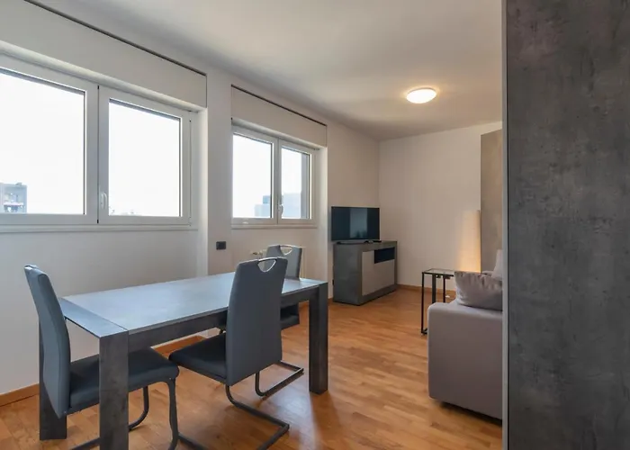 Splendida Terrazza Su Arcimboldi - Bicocca *