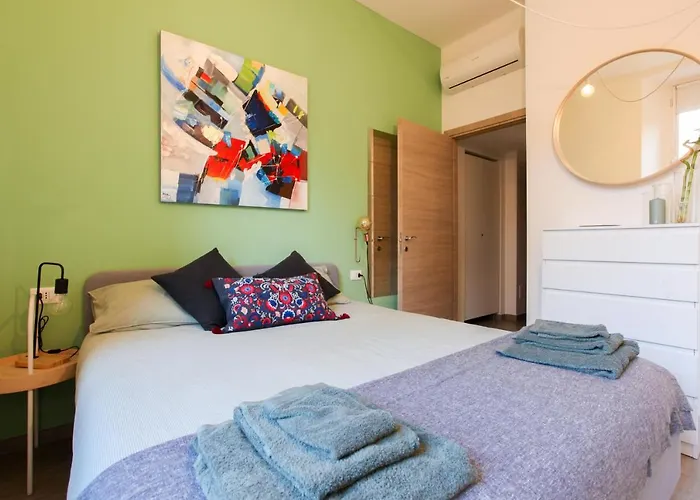 Modern Close To Shopping District アパート *