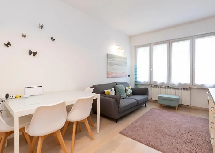 Luxury Near Bocconi Zamenhof 7 *