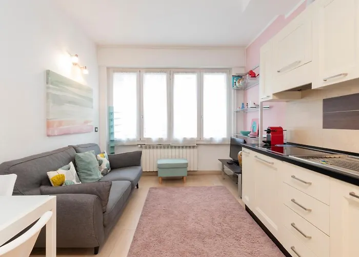 Apartman Luxury Near Bocconi Zamenhof 7 Milánó