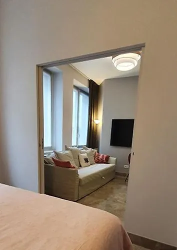 Pink Maison Centro Piazza Diaz Duomo Apartman *