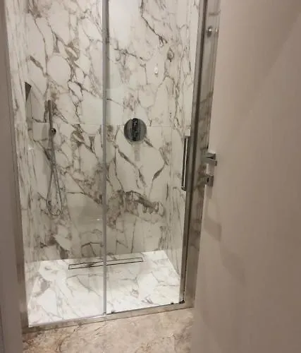 Pink Maison Centro Piazza Diaz Duomo * Milánó