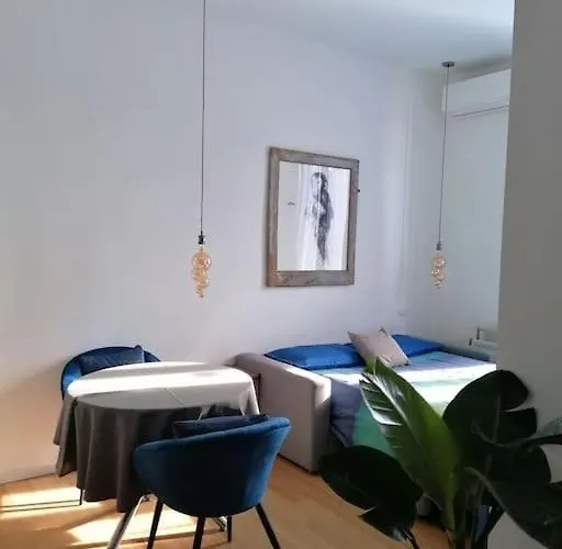 Appartement New Cozy 7 Metro Stops To Duomo!