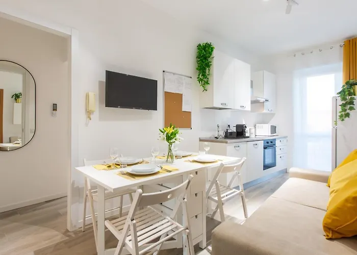 Apartmán Rent - Stylish House Free Wifi-parking-airport *