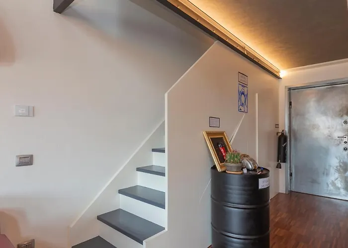 Luxury Loft Adriano 51 * 밀라노