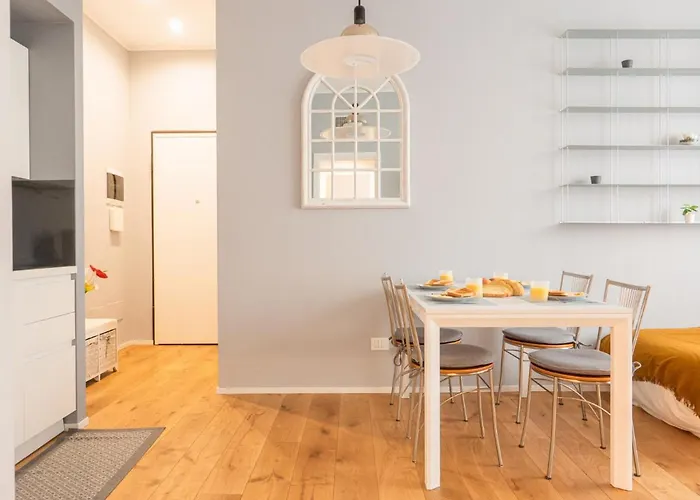 The Rent - Lovely Two-bedroom Near Bocconi Apartmán Milán